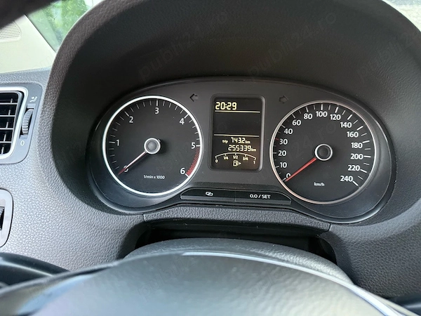 VOLKSWAGEN Polo 2010 — imagine 5