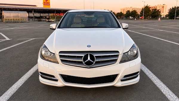Mercedes-Benz C 200 CDI Avantgarde Intretinut