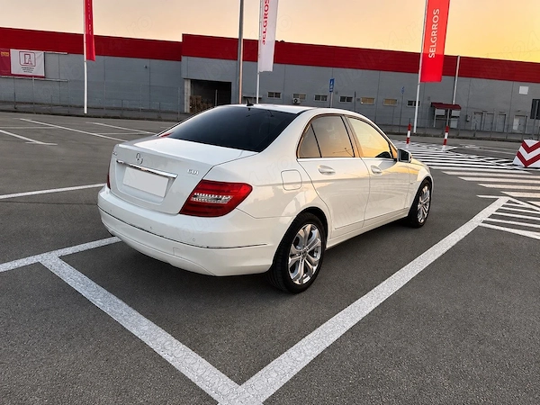MERCEDES-BENZ C-Class 2011 — imagine 2
