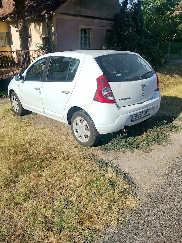 DACIA Sandero 2011 — imagine 4