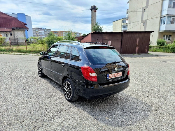 SKODA Fabia 2012 — imagine 4