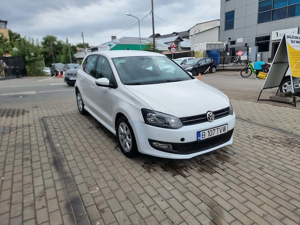 VOLKSWAGEN Polo 2011 — imagine 2