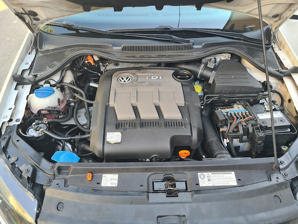 VOLKSWAGEN Polo 2011 — imagine 9