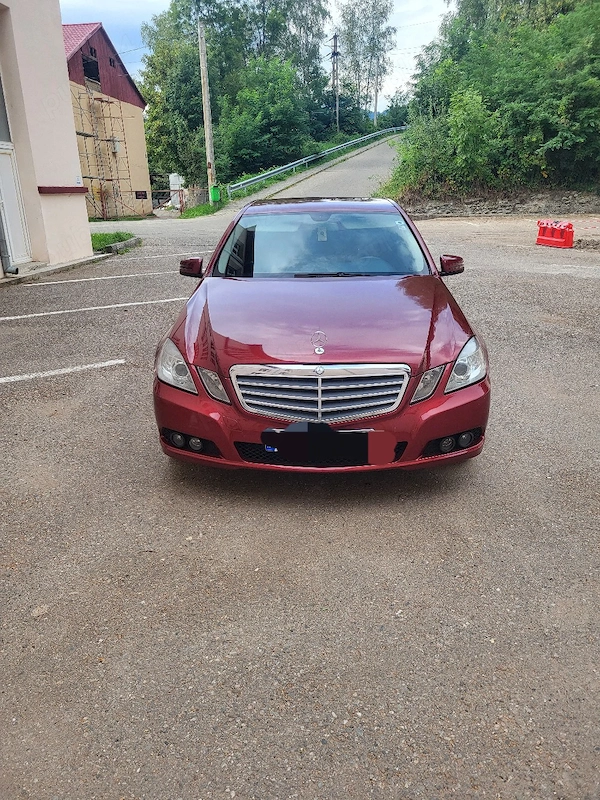 MERCEDES-BENZ E-Class 2011 — imagine 4