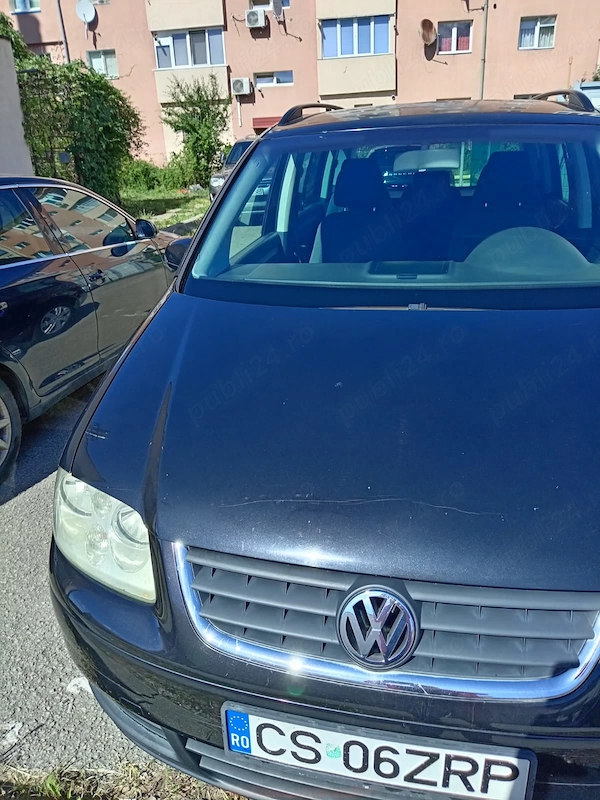 VOLKSWAGEN Touran 2003 — imagine 3