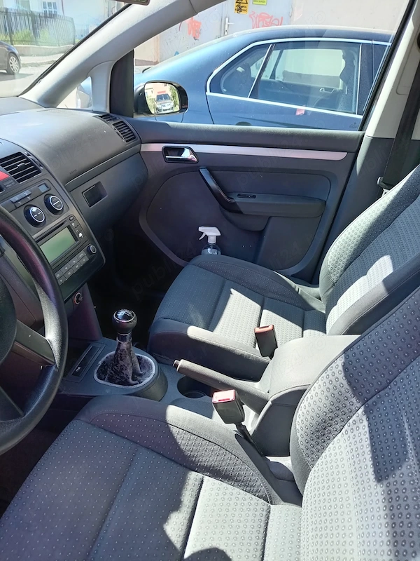 VOLKSWAGEN Touran 2003 — imagine 2