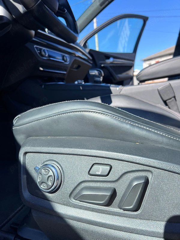 AUDI SQ5 2018 — imagine 8