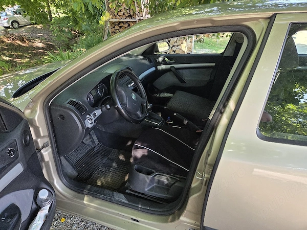 SKODA Octavia 2004 — imagine 3
