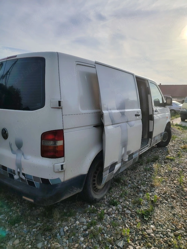 VOLKSWAGEN Multivan 2008 — imagine 3