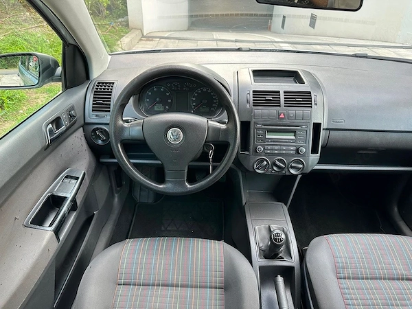 VOLKSWAGEN Polo 2007 — imagine 5