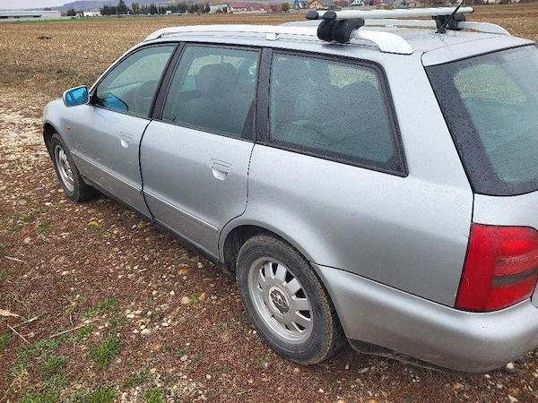 AUDI A4 1999 — imagine 3