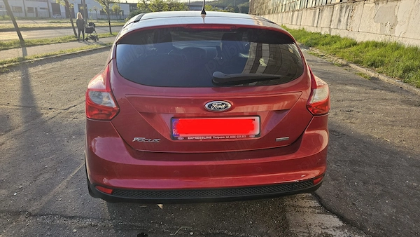 FORD Focus 2014 — imagine 5