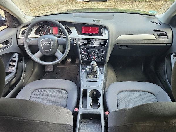 AUDI A4 2009 — imagine 3