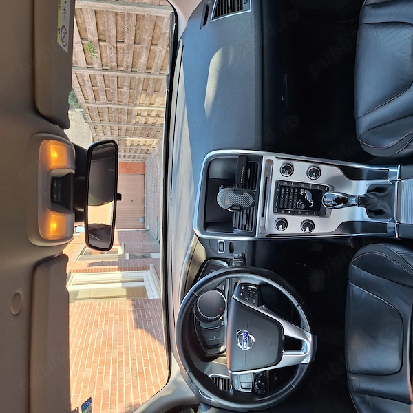 VOLVO XC60 2016 — imagine 6