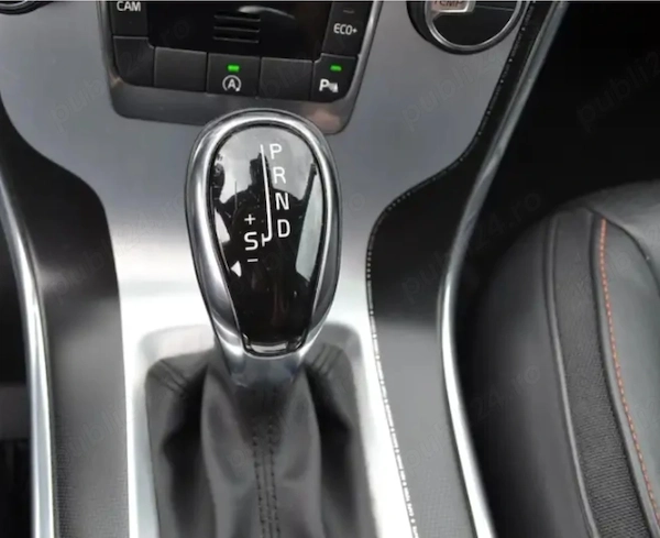 VOLVO XC60 2016 — imagine 13