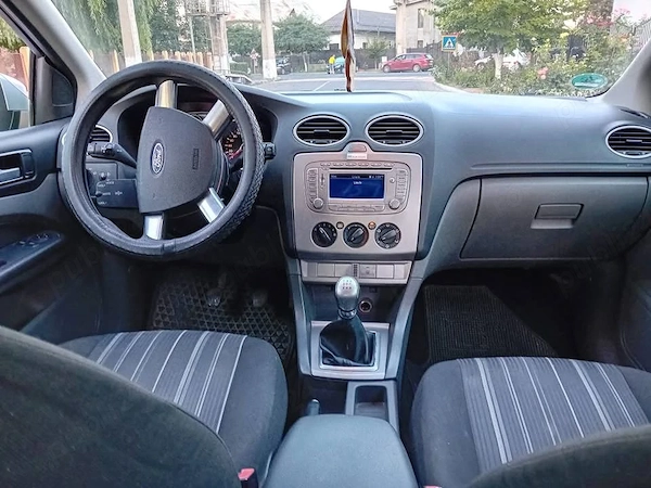 FORD Focus 2009 — imagine 4