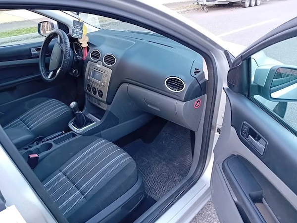 FORD Focus 2009 — imagine 6