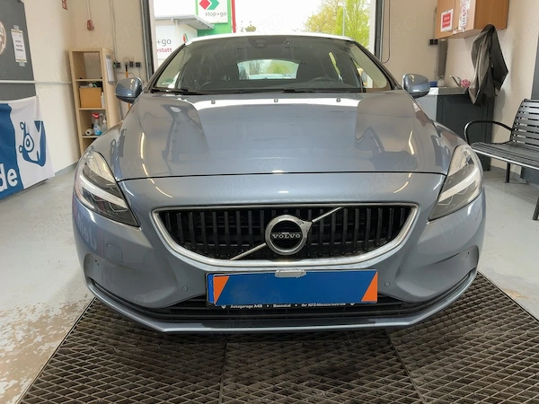 VOLVO V40 2017 — imagine 5