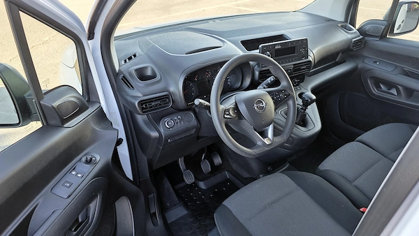 OPEL Combo 2023 — imagine 8