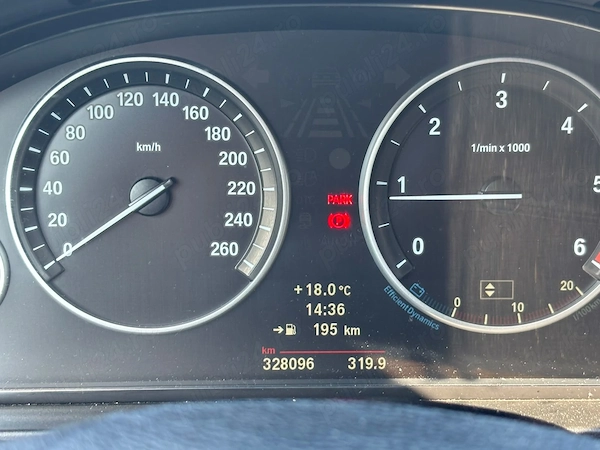 BMW 5 Series 2012 — imagine 6