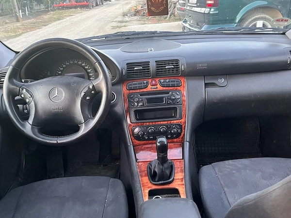 MERCEDES-BENZ E-Class 2003 — imagine 5