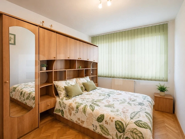 Apartament cu 3 camere, 75 mp, zona Complexul Studențesc — fotografia 1