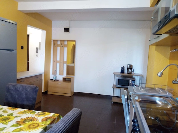 PROPRIETAR (0% Comision) EXCLUS AGENTII: 2 cam renovat Freidorf 57mp — fotografia 3