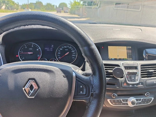 Renault laguna 2.0 dci 2011