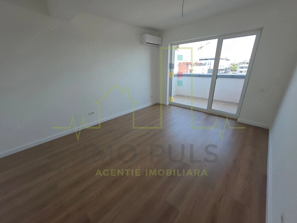 Model mare. Bloc nou. Zona de Nord. Comision 0% — fotografia 1