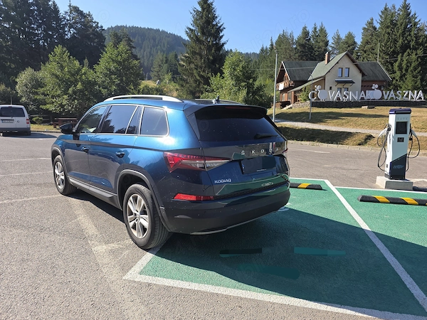 SKODA Kodiaq 2023 — imagine 8