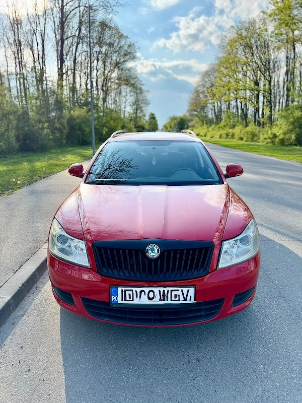 SKODA Octavia 2012 — imagine 4