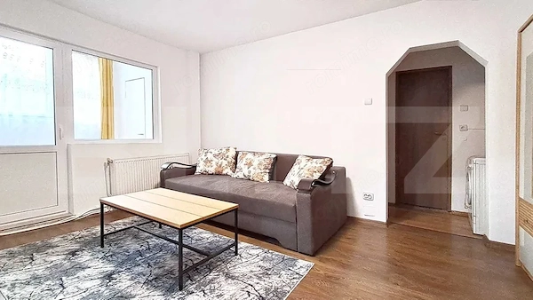 Apartament 2 camere, decomandat, 45mp, parcare, zona Big — fotografia 1