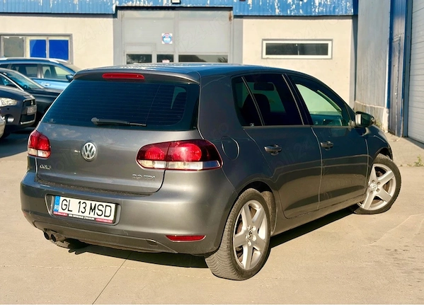 VOLKSWAGEN Golf 2012 — imagine 3