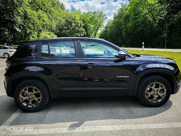JEEP Unknown Model 2024 — imagine 3