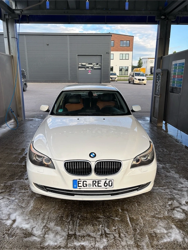 BMW 5 Series 2004 — imagine 4