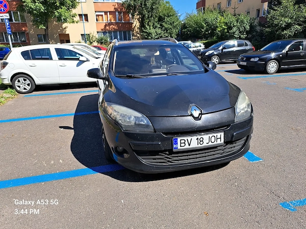 RENAULT Megane 2011 — imagine 2