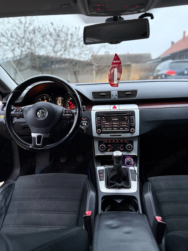 VOLKSWAGEN Passat CC 2010 — imagine 4