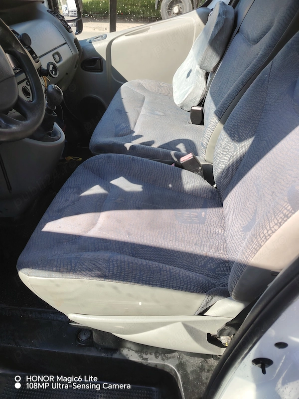 RENAULT Trafic 2005 — imagine 3