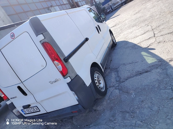 RENAULT Trafic 2005 — imagine 7