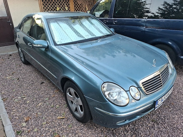 MERCEDES-BENZ E-Class
