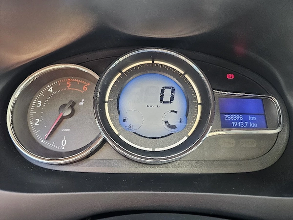 RENAULT Megane 2015 — imagine 4