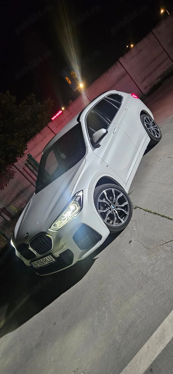 BMW iX1 2021 — imagine 3