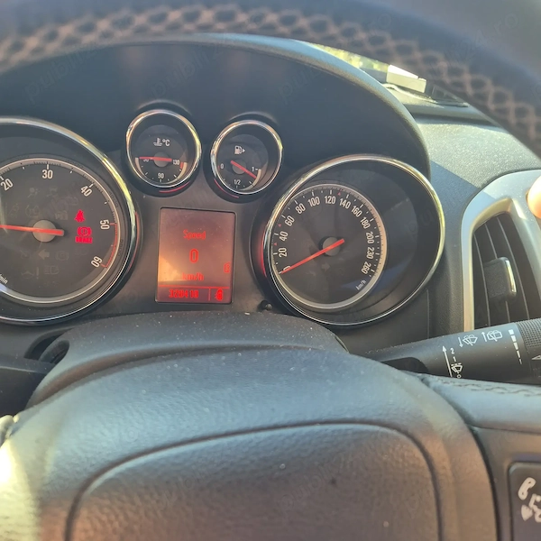 OPEL Astra 2011 — imagine 4