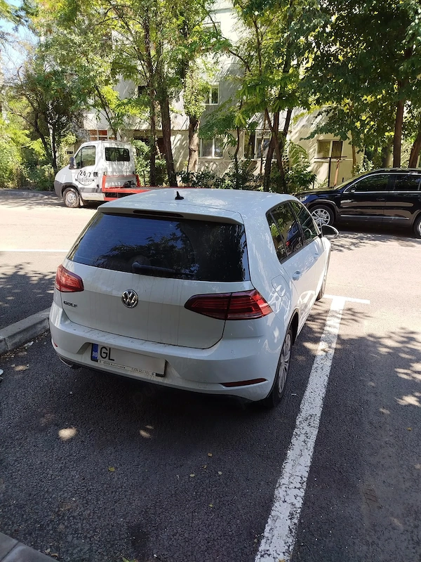 VOLKSWAGEN Golf 2019 — imagine 3