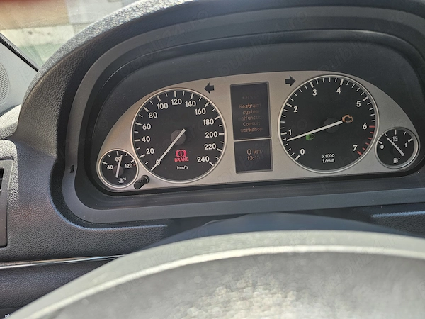 MERCEDES-BENZ B-Class 2012 — imagine 3