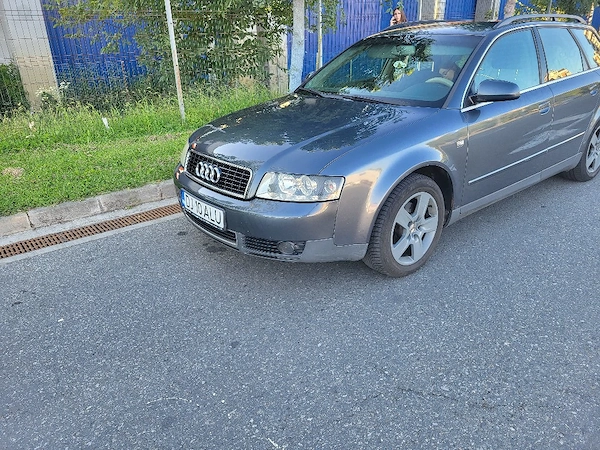 AUDI A4 2004 — imagine 5