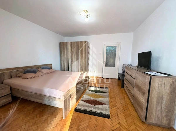 Apartament cu 1 camera de inchiriat in zona Circumvalatiunii — fotografia 1