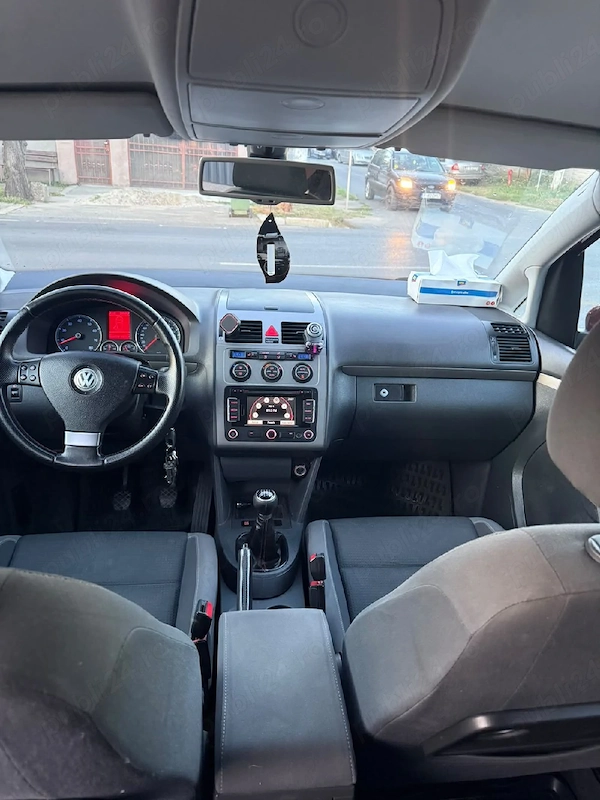 VOLKSWAGEN Touran 2009 — imagine 2