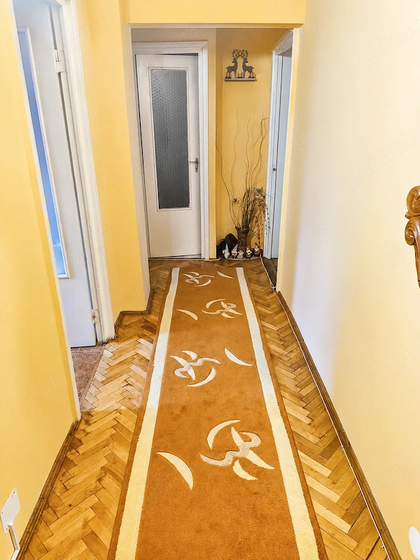 Apartament de vânzare cu 2 camere, decomandat, în Luduș — fotografia 2