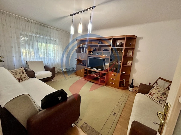 Apartament cu 4 camere de închiriat – spațios, confortabil, etaj 2 — fotografia 2